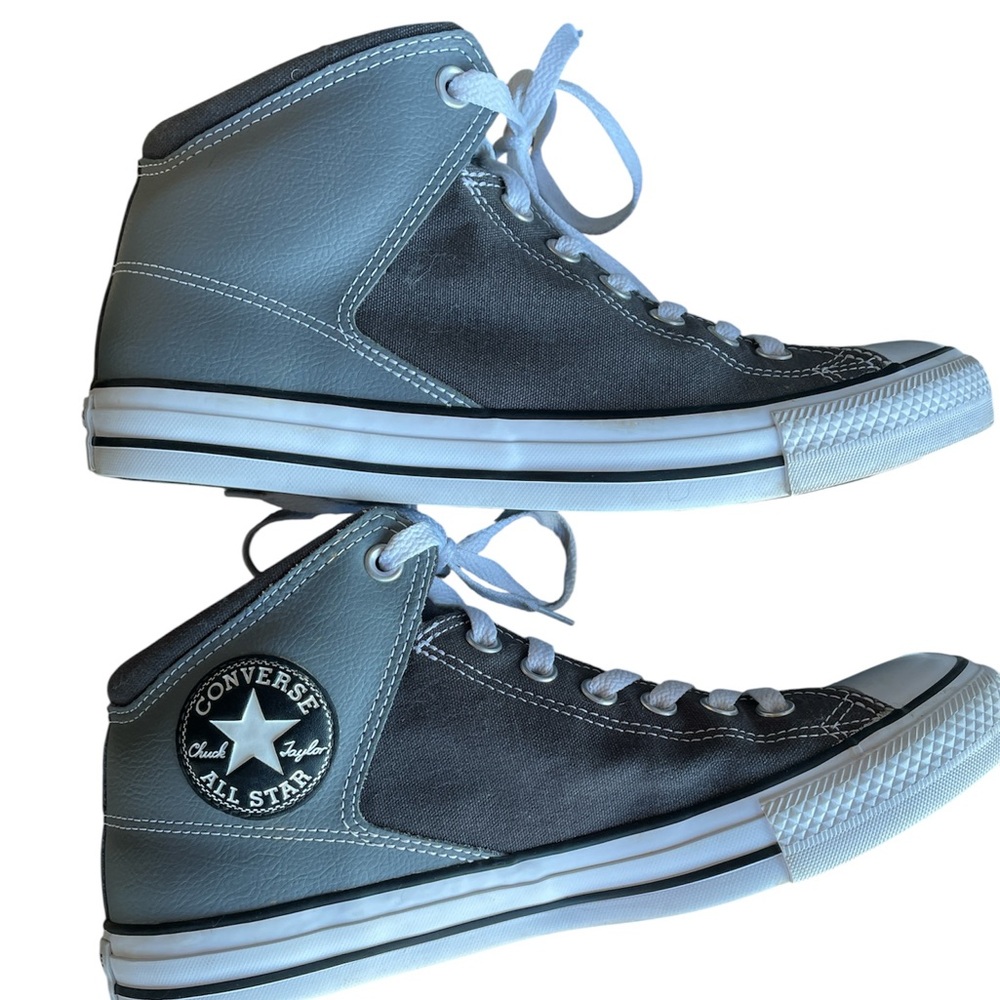 Converse Chuck Taylor All Star "High Street" Mid-Tops  grey in a Men's Size 9.